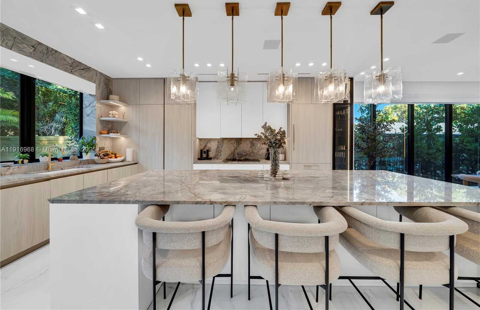 Small Image of 34 SOUTH WEST 26TH RD #N/A, Miami Number 19