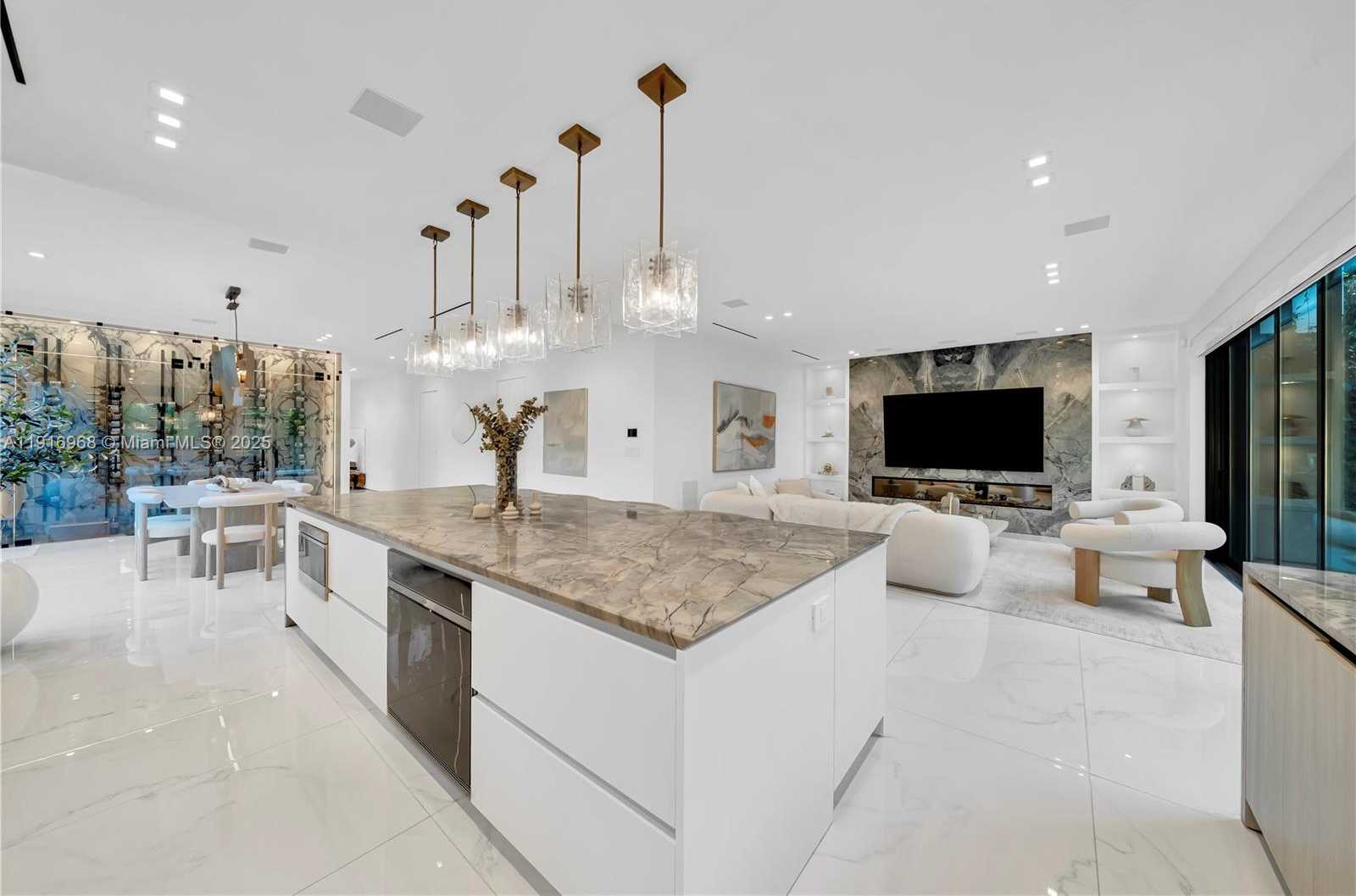 Small Image of 34 SOUTH WEST 26TH RD #N/A, Miami Number 26