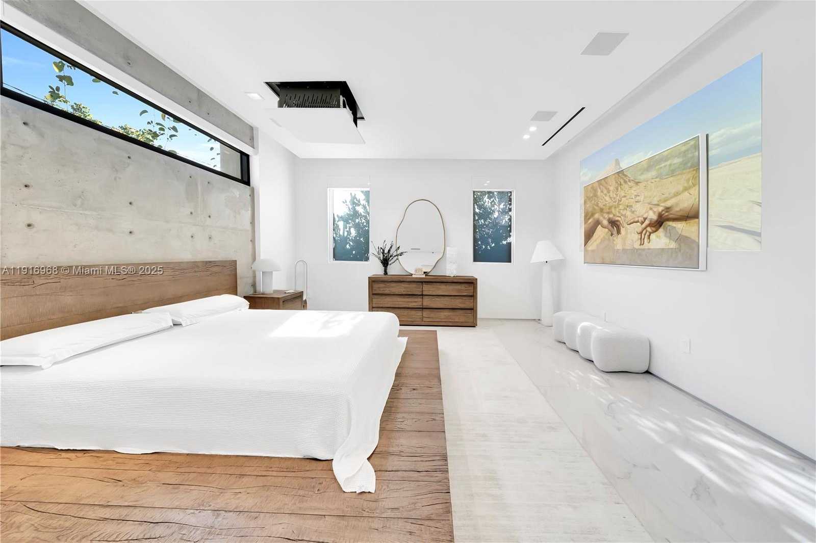 Small Image of 34 SOUTH WEST 26TH RD #N/A, Miami Number 36