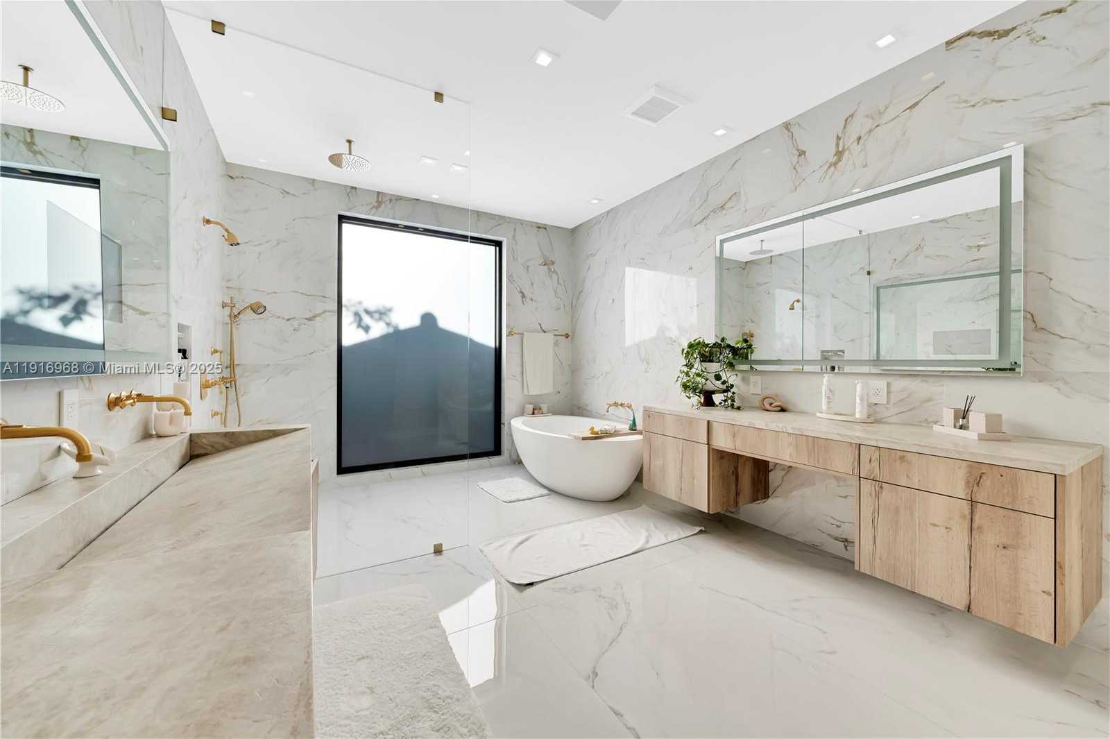 Small Image of 34 SOUTH WEST 26TH RD #N/A, Miami Number 38