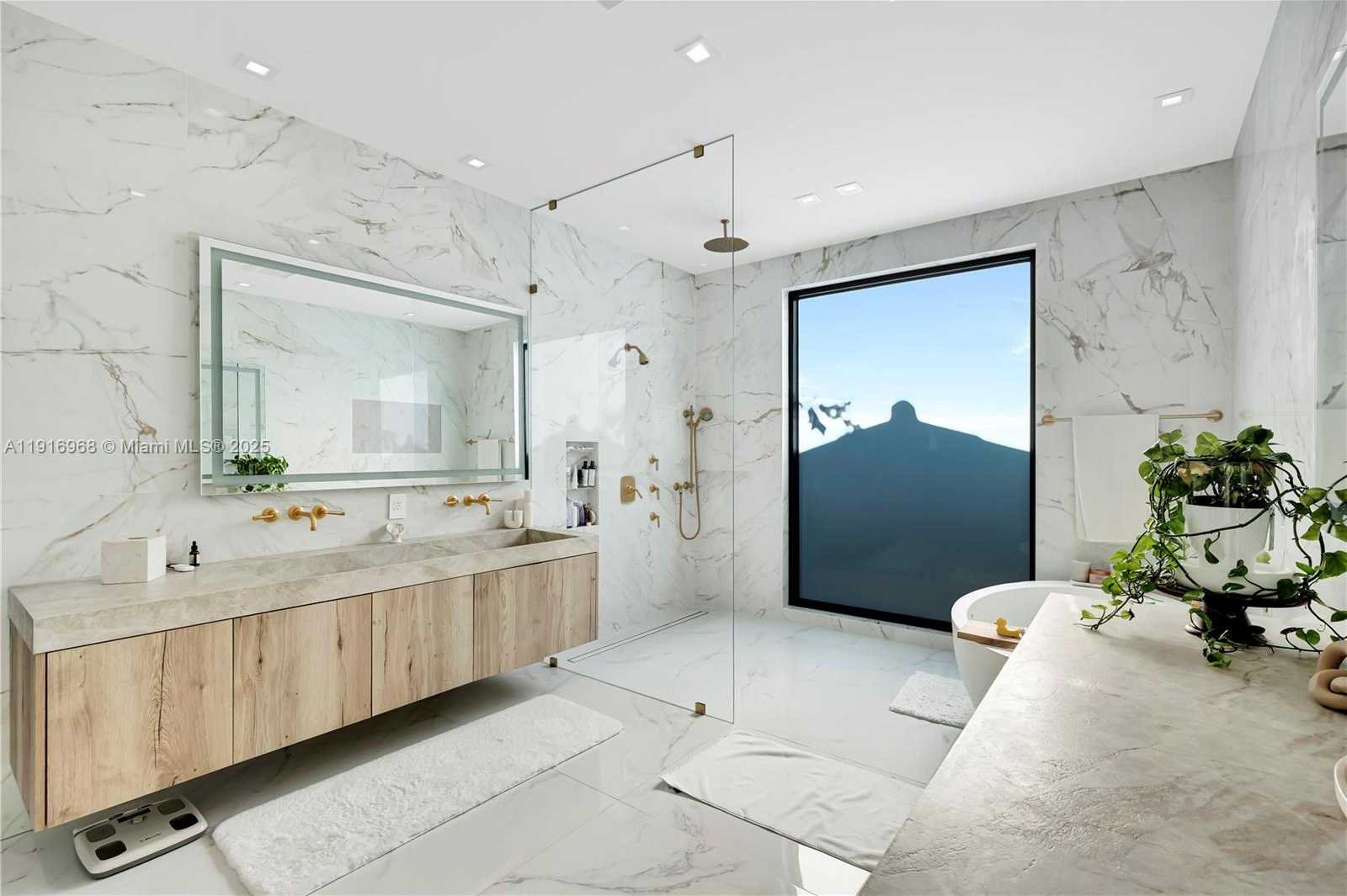 Small Image of 34 SOUTH WEST 26TH RD #N/A, Miami Number 40