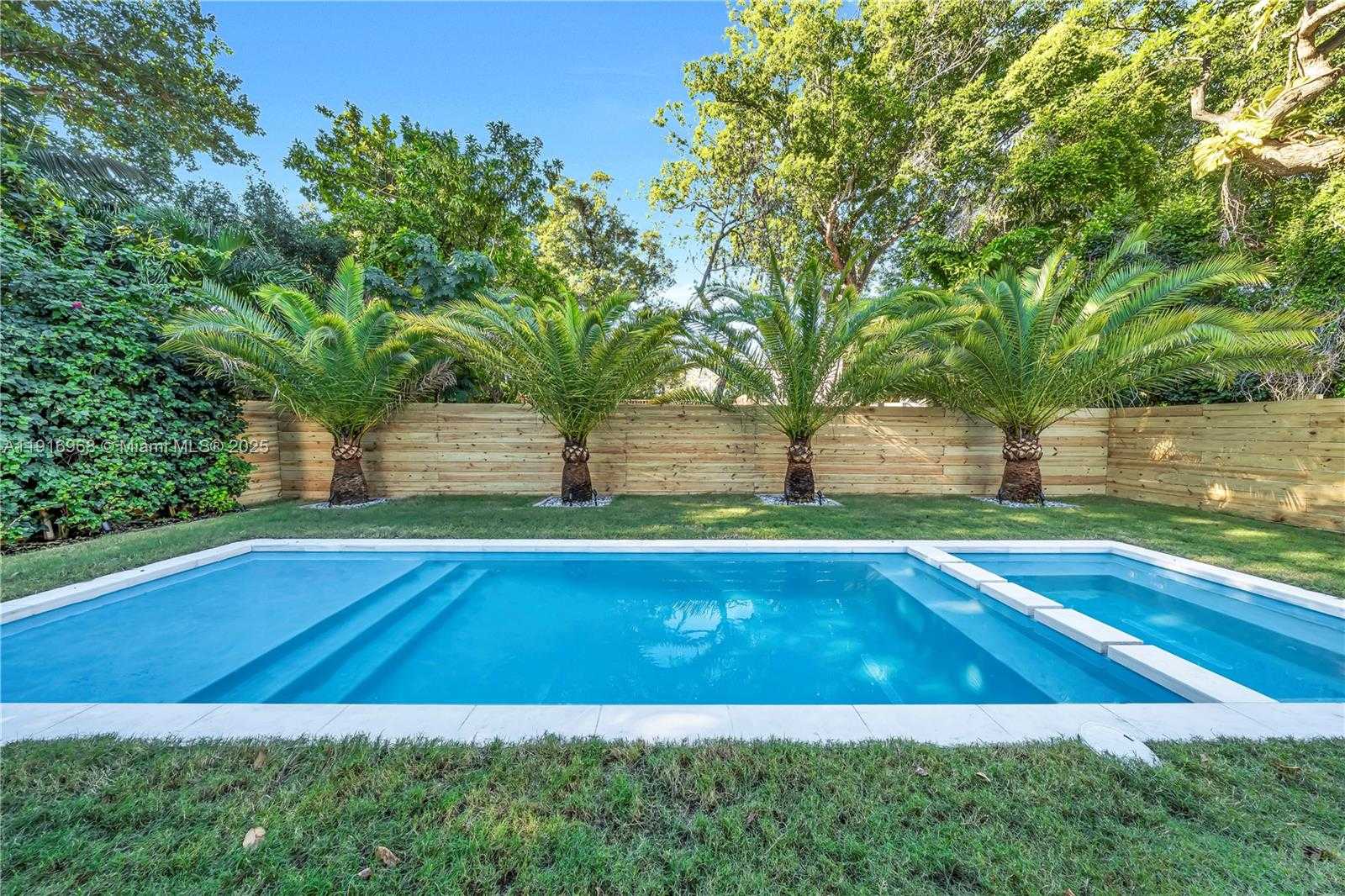 Small Image of 34 SOUTH WEST 26TH RD #N/A, Miami Number 51