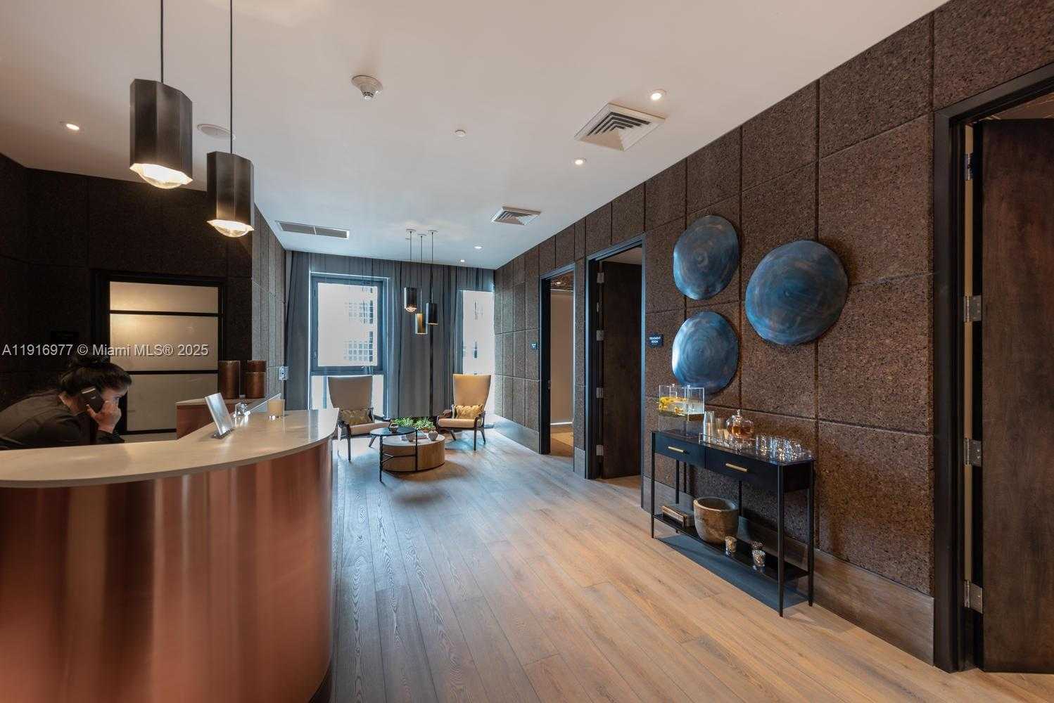 Small Image of 121 NORTH EAST 34TH ST #2905, Miami Number 29