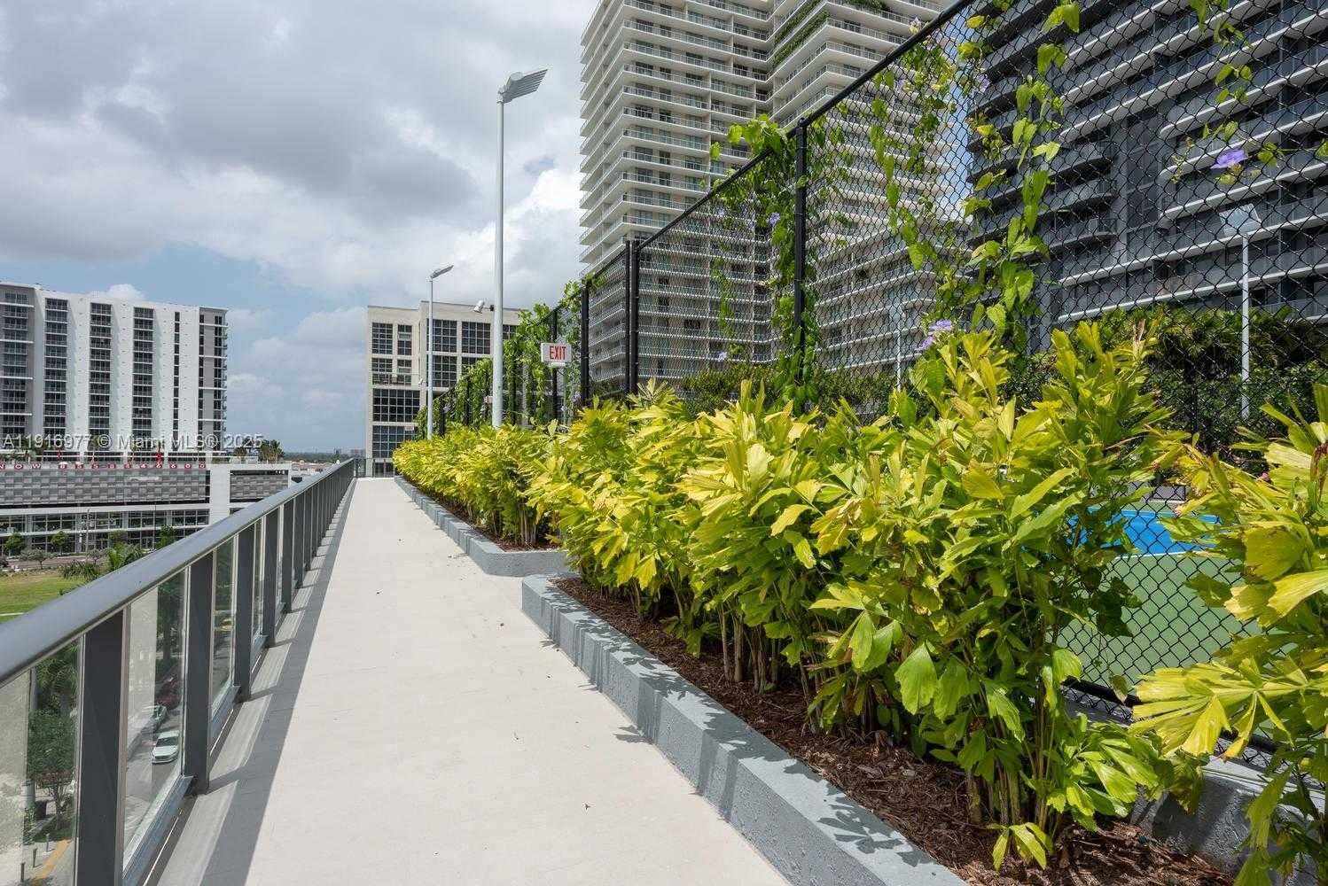 Small Image of 121 NORTH EAST 34TH ST #2905, Miami Number 32