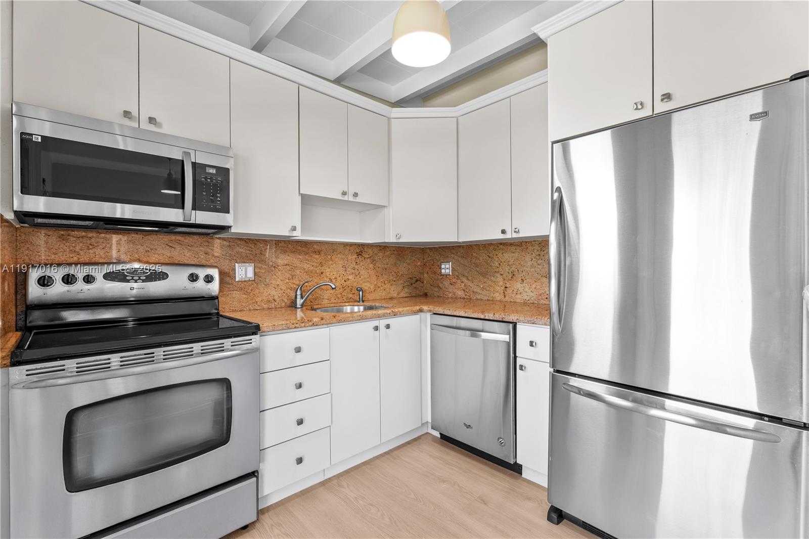 Small Image of 5865 SOUTH WEST 48TH ST, Miami Number 9