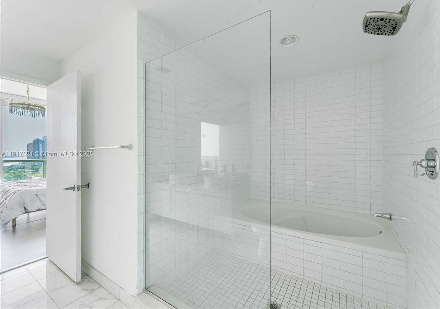 Small Image of 888 BISCAYNE BLVD #1704, Miami Number 13