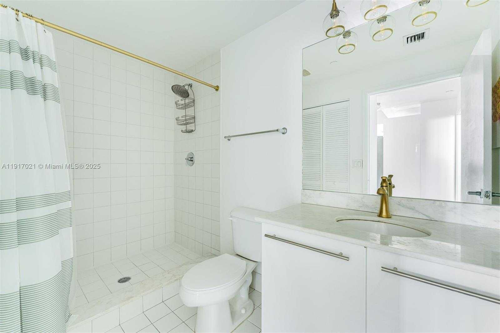 Small Image of 888 BISCAYNE BLVD #1704, Miami Number 16