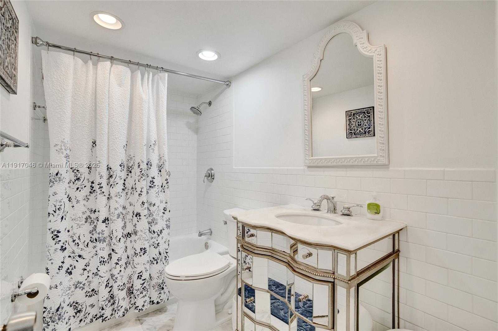 Small Image of 5005 COLLINS AVE #707, Miami Beach Number 22