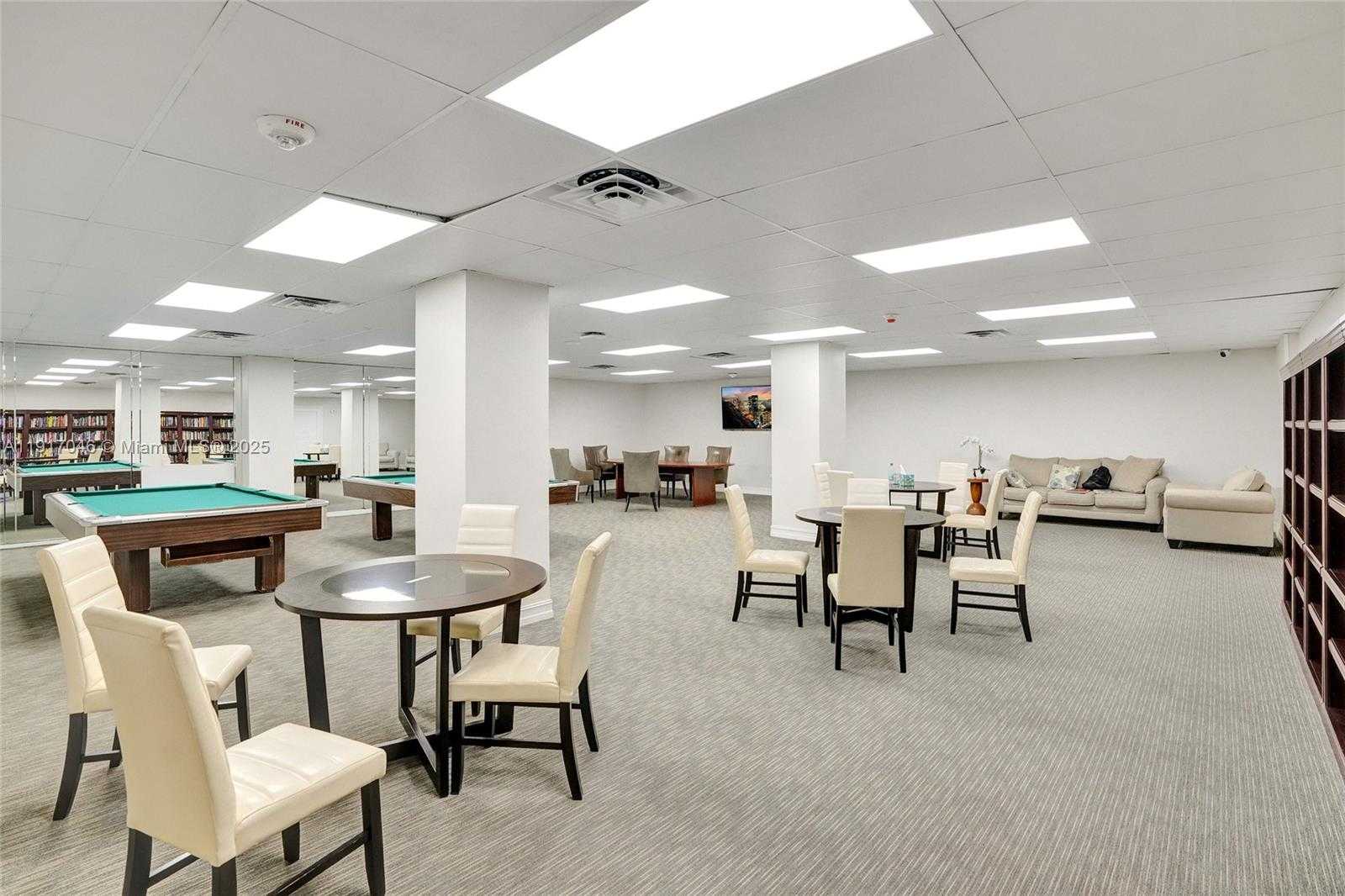 Small Image of 5005 COLLINS AVE #707, Miami Beach Number 36