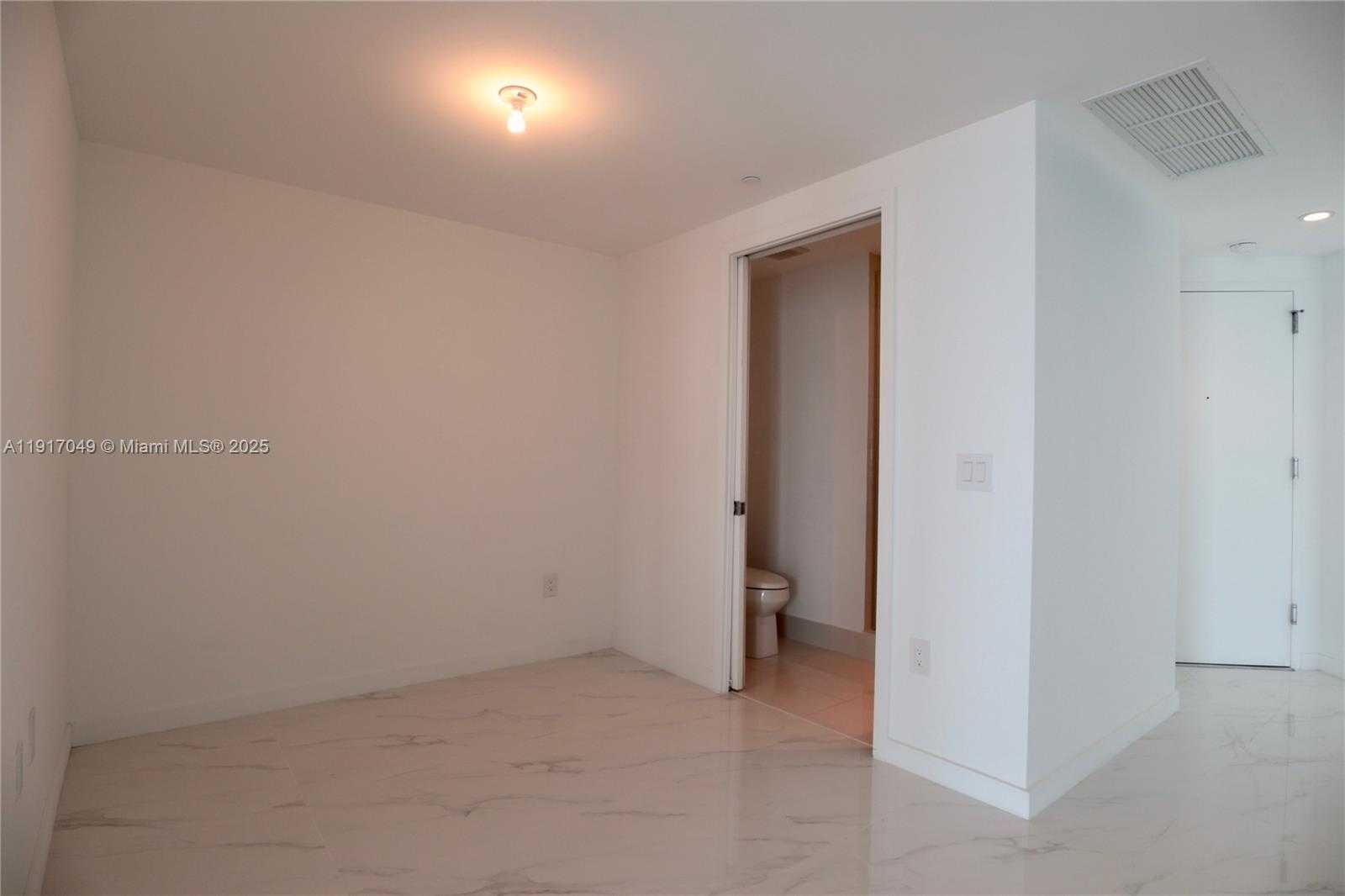 Small Image of 650 NORTH EAST 32 #1207, Miami Number 14