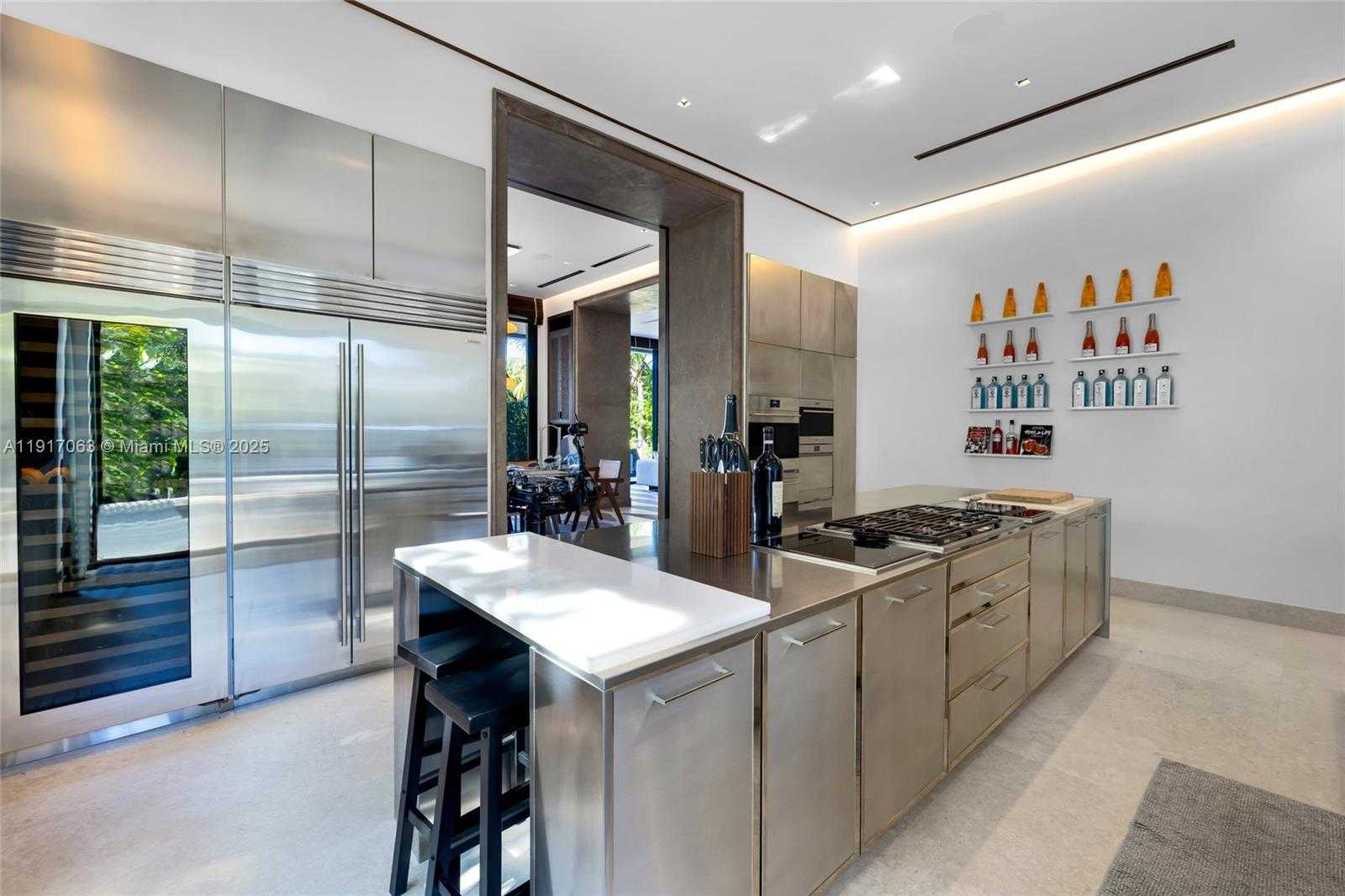 Small Image of 200 WEST RIVO ALTO DR, Miami Beach Number 30