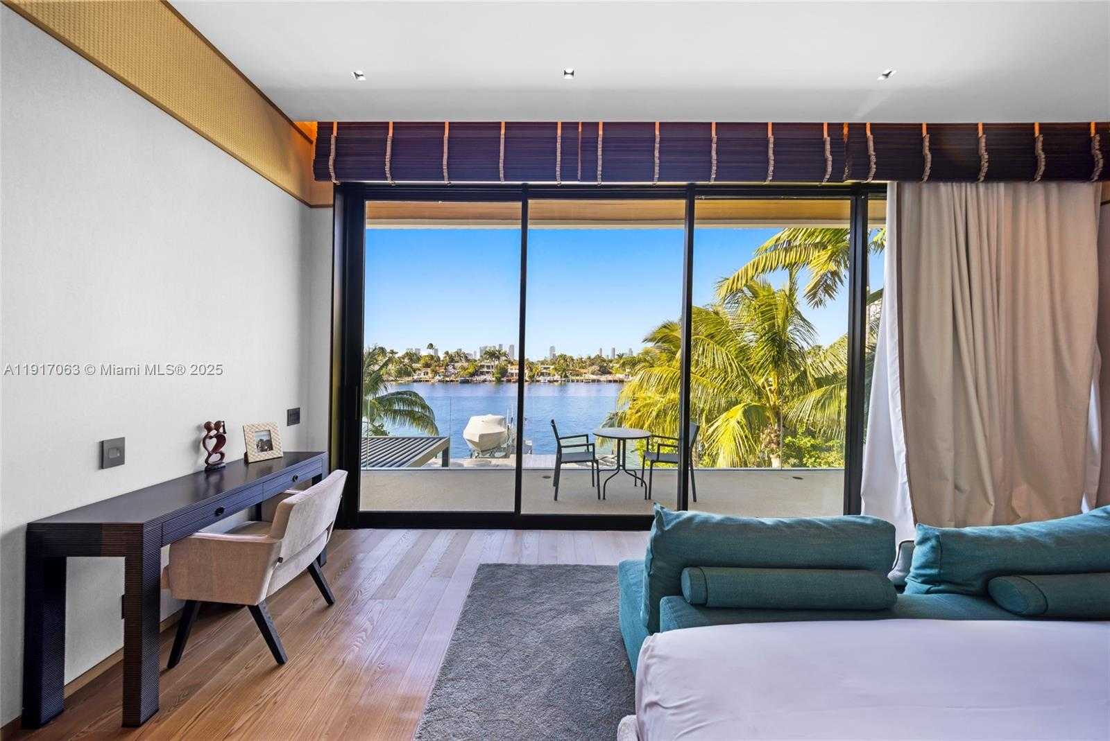 Small Image of 200 WEST RIVO ALTO DR, Miami Beach Number 40