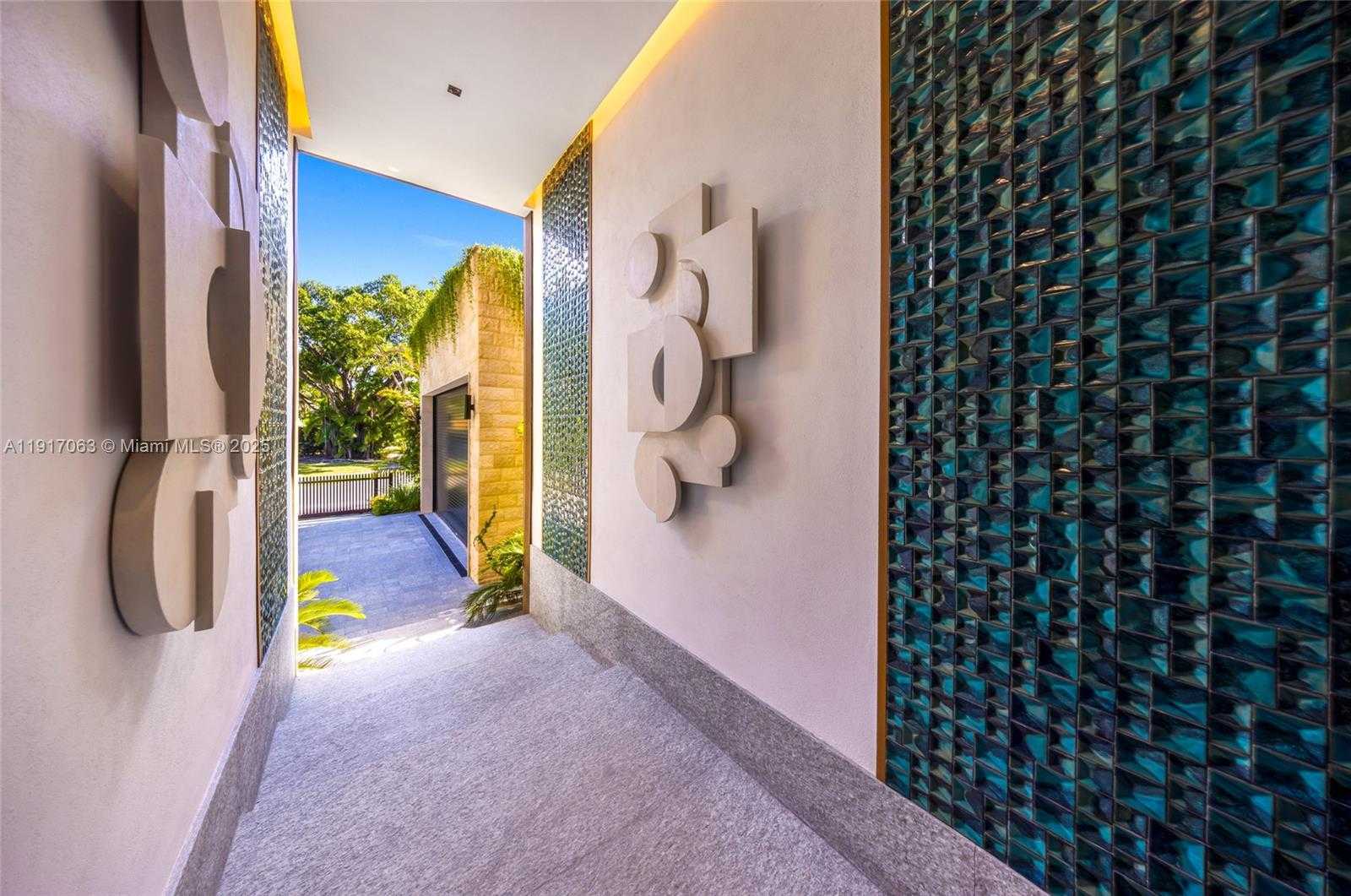 Small Image of 200 WEST RIVO ALTO DR, Miami Beach Number 55