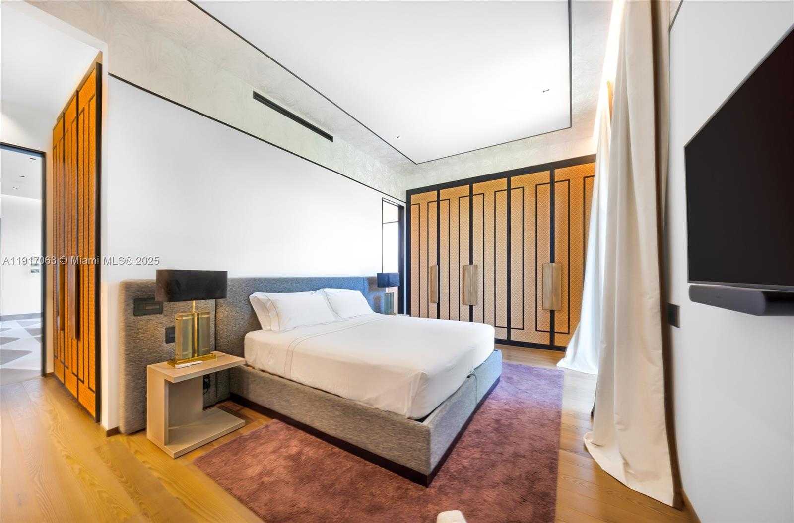 Small Image of 200 WEST RIVO ALTO DR, Miami Beach Number 62