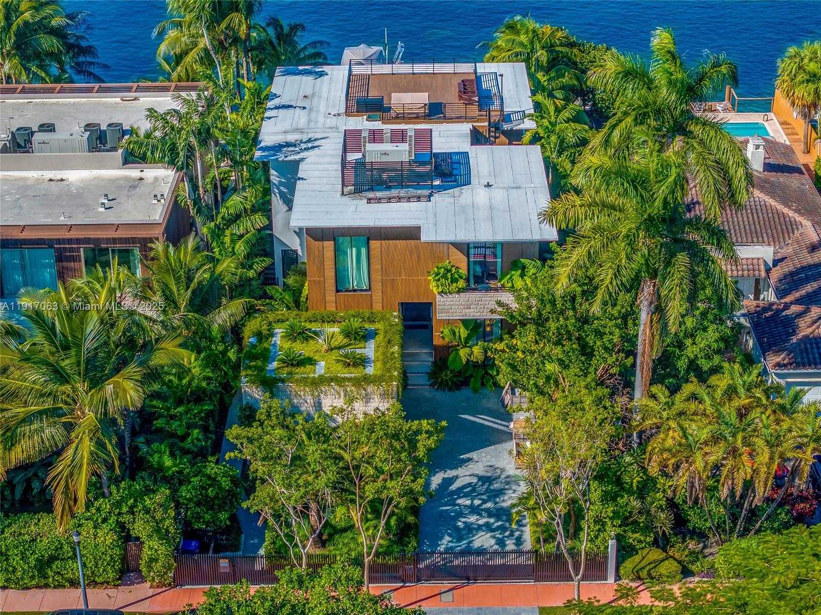 Small Image of 200 WEST RIVO ALTO DR, Miami Beach Number 69
