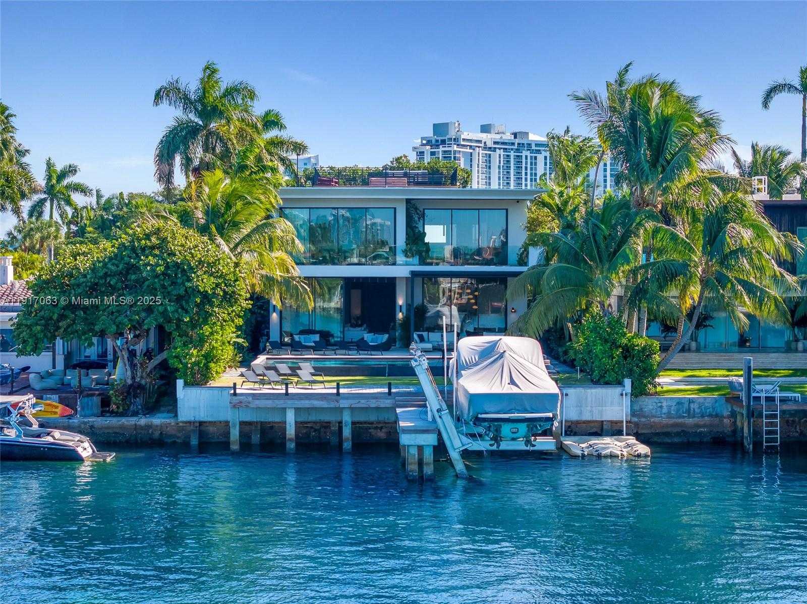 Small Image of 200 WEST RIVO ALTO DR, Miami Beach Number 71