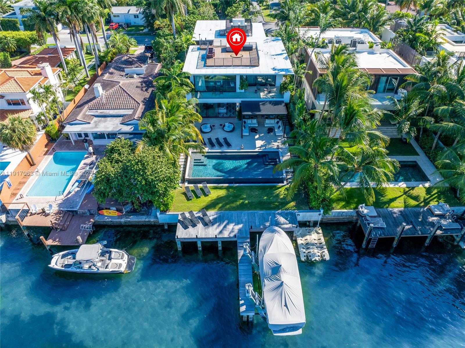 Small Image of 200 WEST RIVO ALTO DR, Miami Beach Number 76