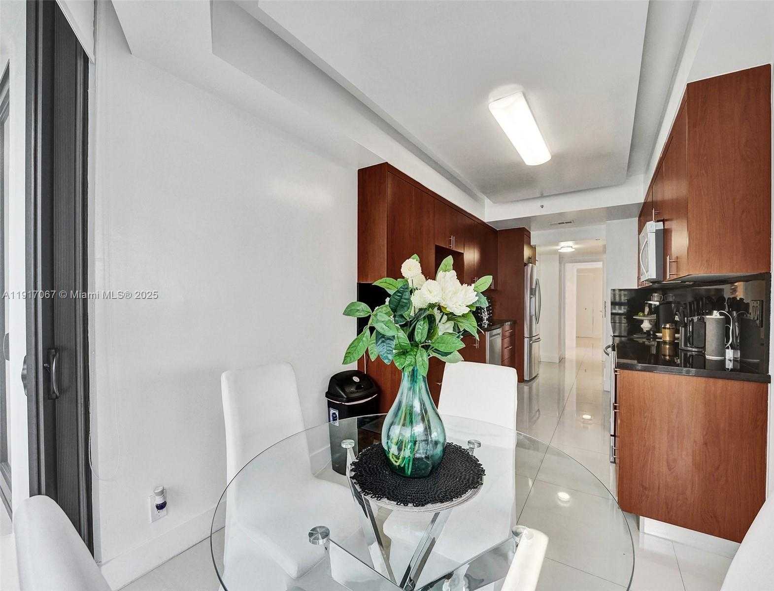 Small Image of 20281 EAST COUNTRY CLUB DR #1114, Aventura Number 24