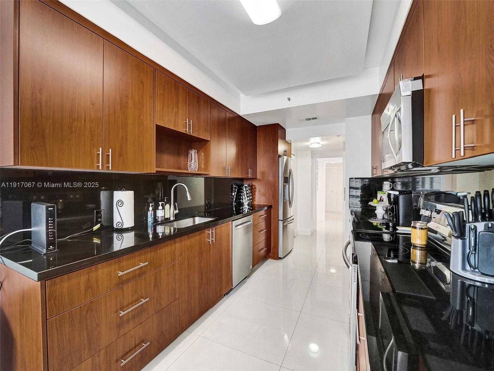 Small Image of 20281 EAST COUNTRY CLUB DR #1114, Aventura Number 25