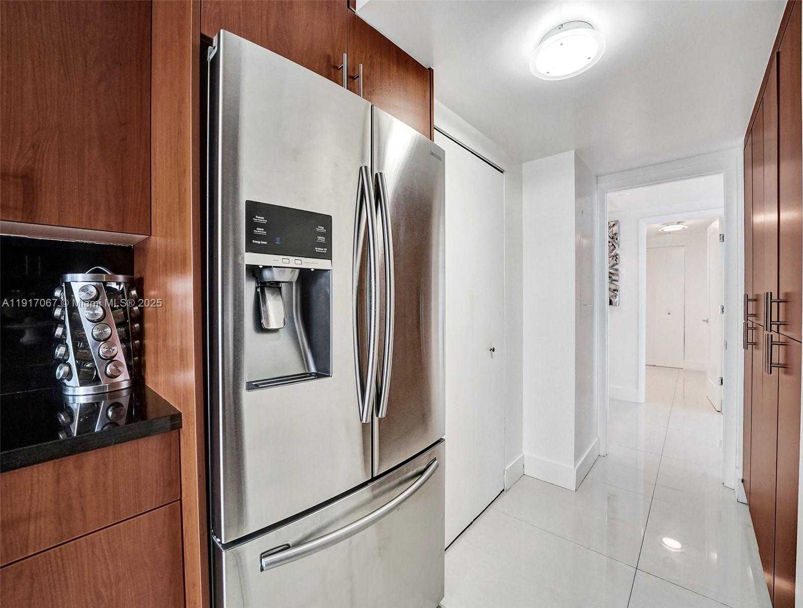 Small Image of 20281 EAST COUNTRY CLUB DR #1114, Aventura Number 31