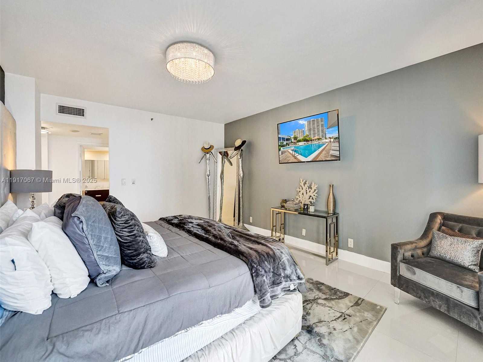 Small Image of 20281 EAST COUNTRY CLUB DR #1114, Aventura Number 39