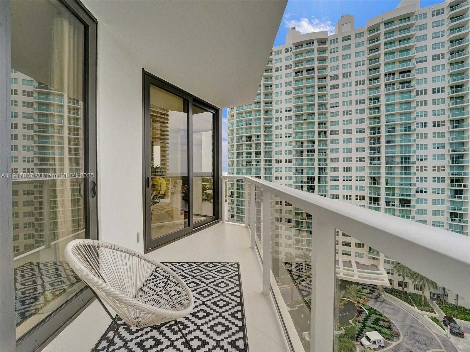 Small Image of 20281 EAST COUNTRY CLUB DR #1114, Aventura Number 56