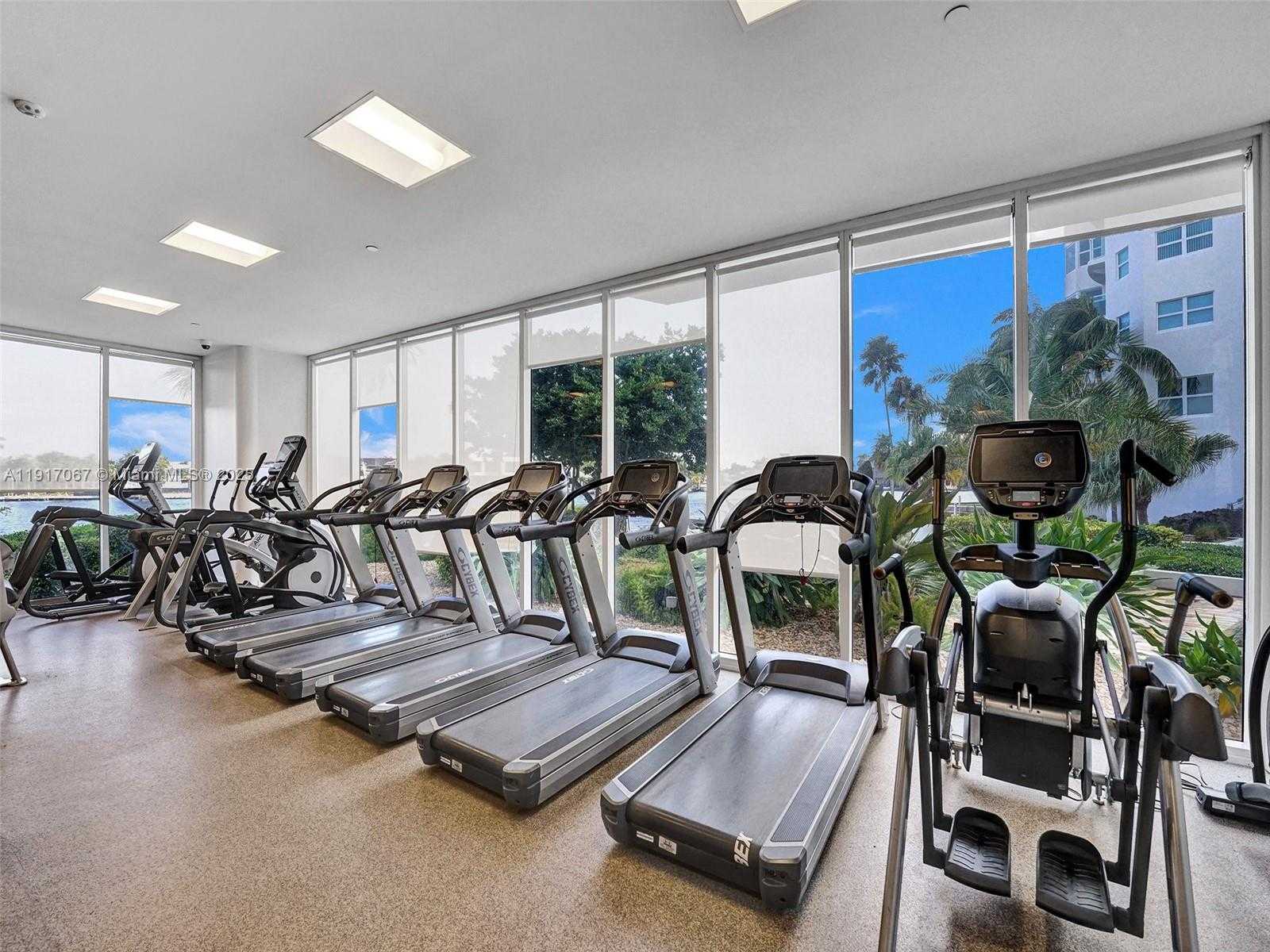 Small Image of 20281 EAST COUNTRY CLUB DR #1114, Aventura Number 65