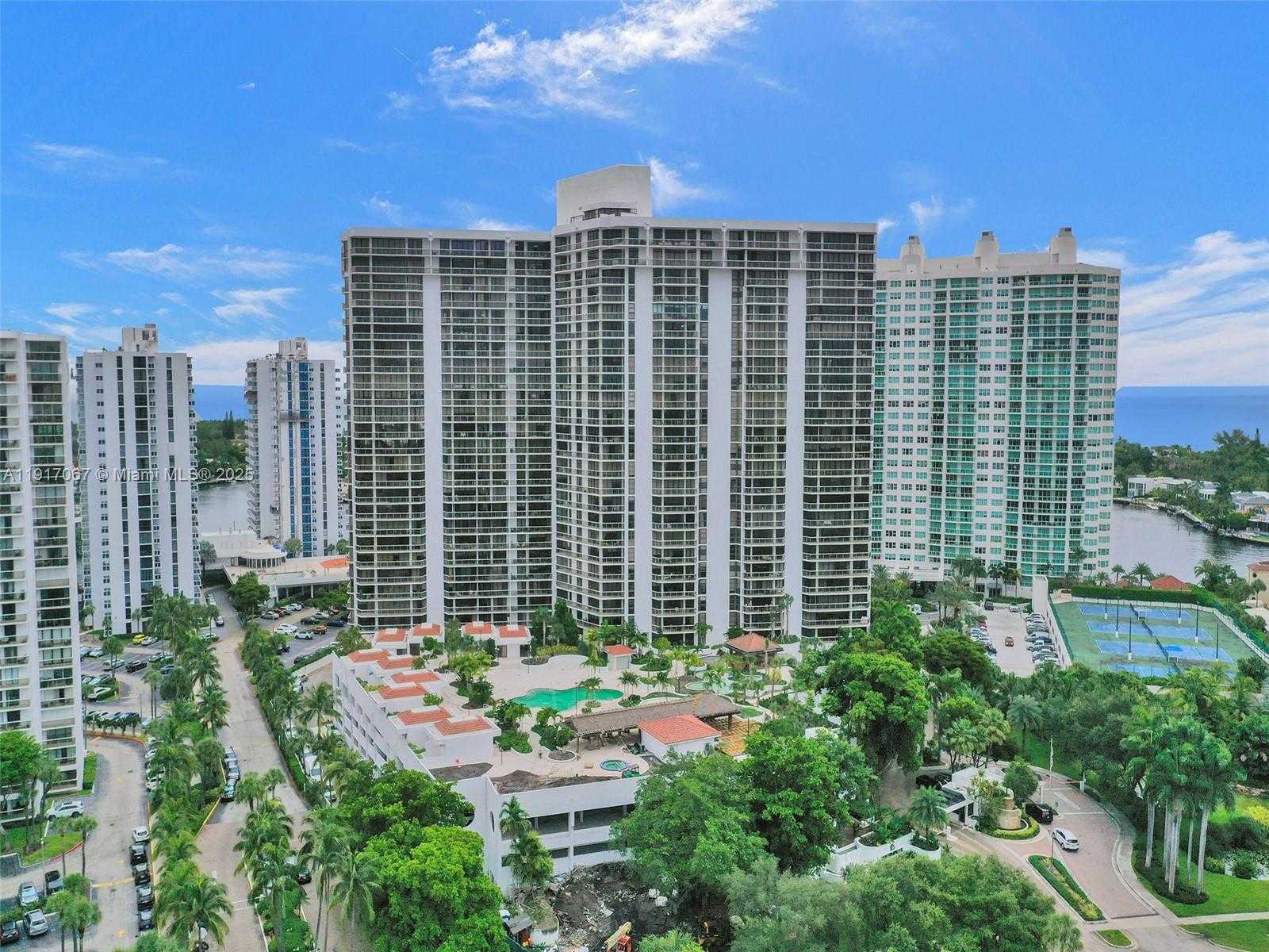 Small Image of 20281 EAST COUNTRY CLUB DR #1114, Aventura Number 74