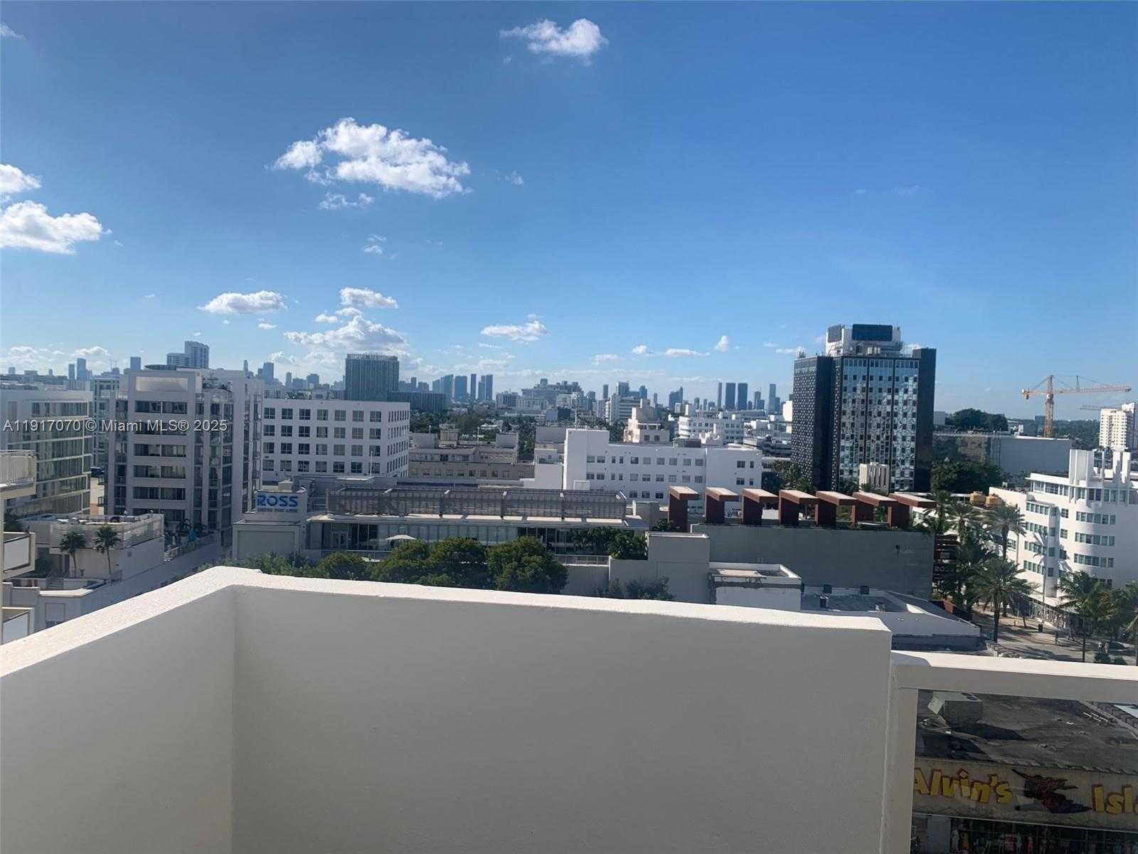 Small Image of 100 LINCOLN RD #1122, Miami Beach Number 3