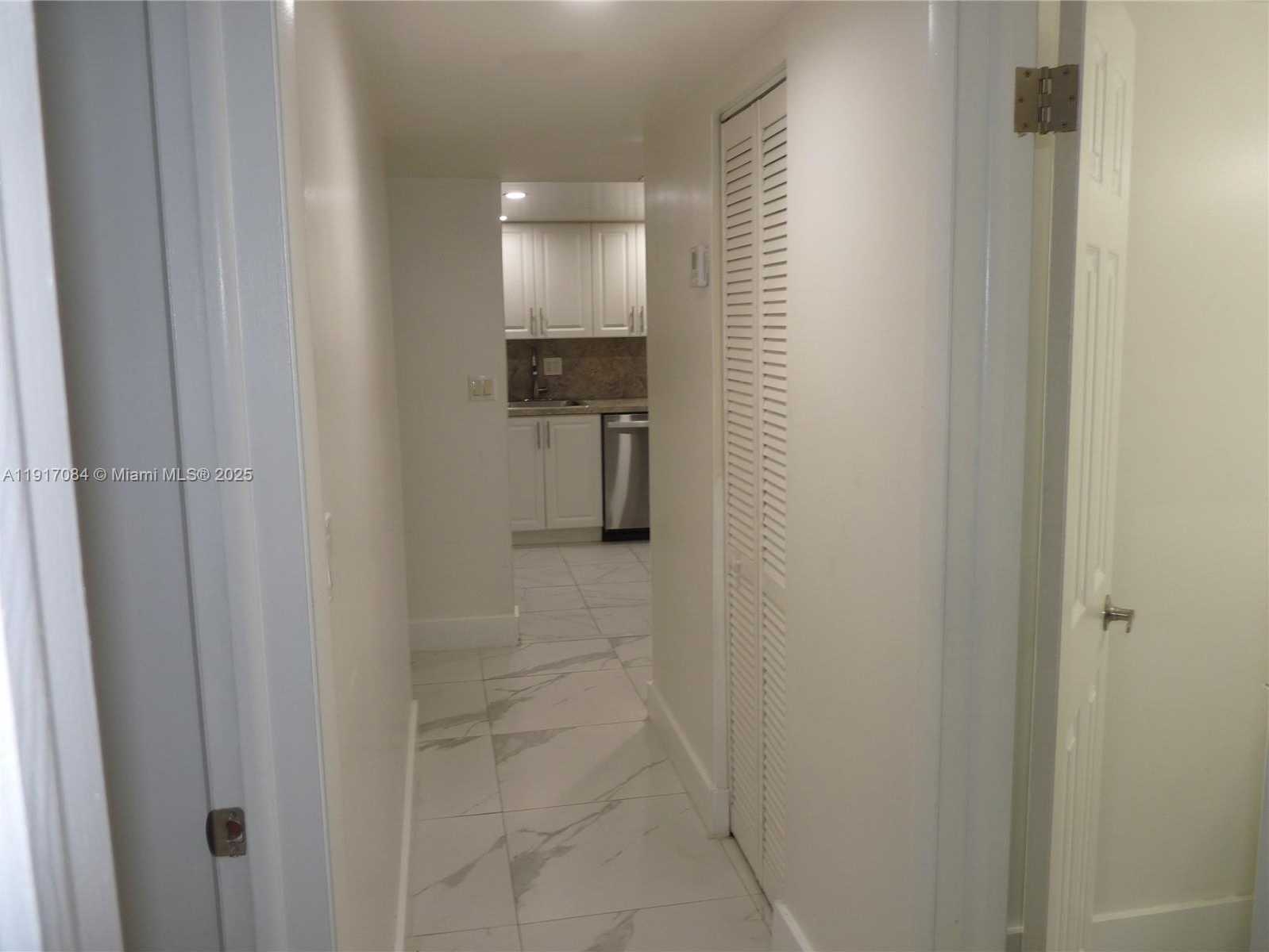 Small Image of 14501 NORTH KENDALL DR #105H, Miami Number 21
