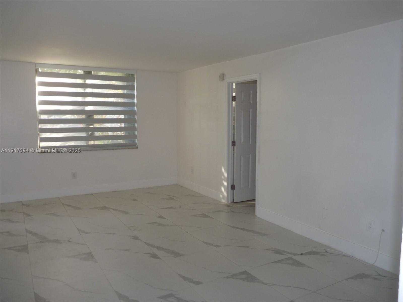 Small Image of 14501 NORTH KENDALL DR #105H, Miami Number 23