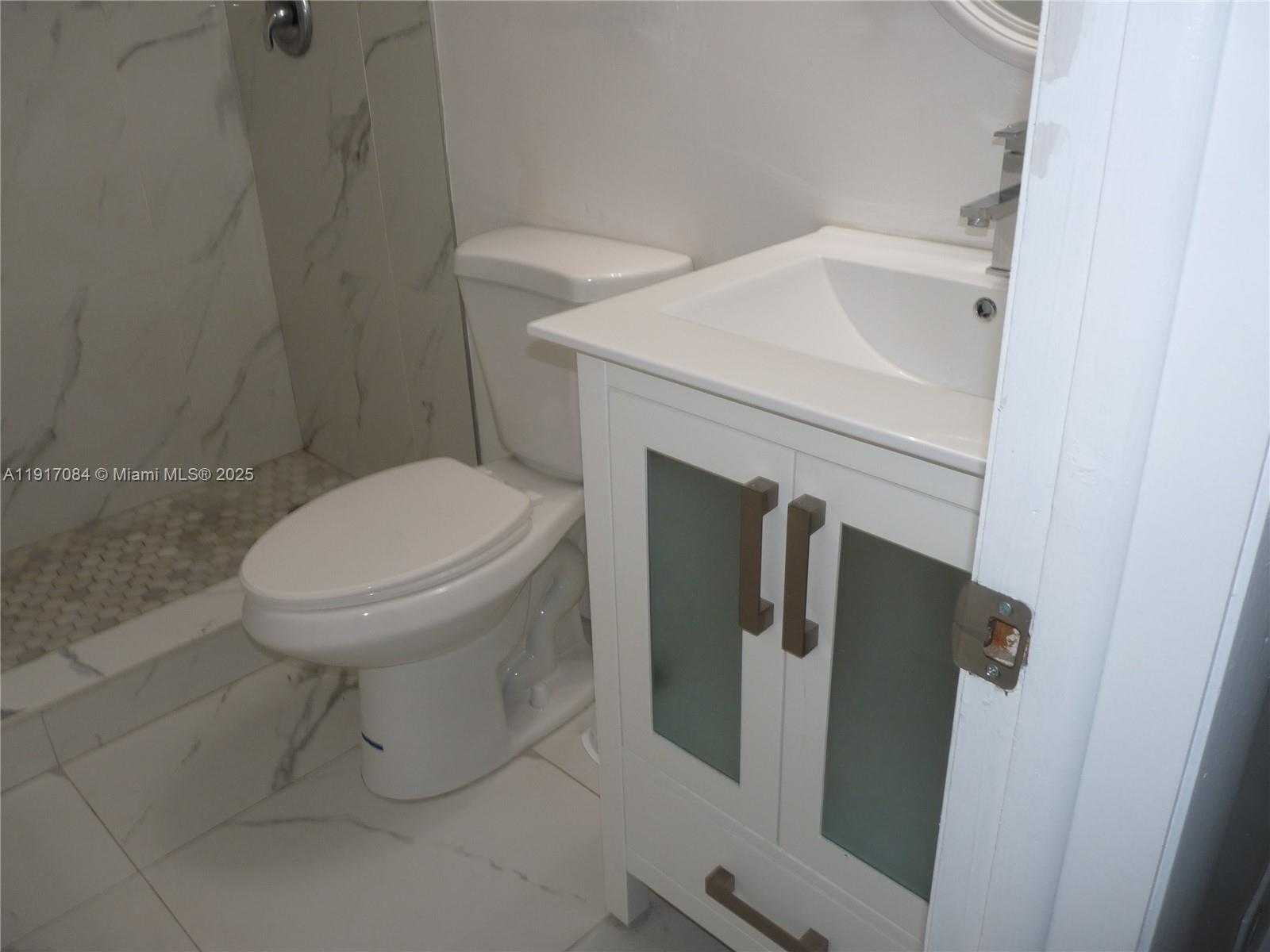 Small Image of 14501 NORTH KENDALL DR #105H, Miami Number 30