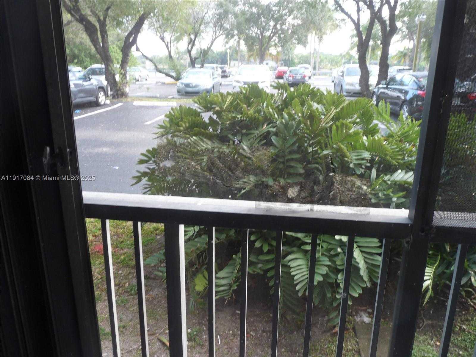 Small Image of 14501 NORTH KENDALL DR #105H, Miami Number 34