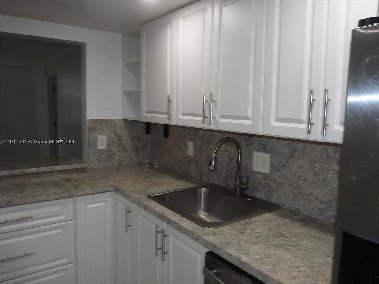 Small Image of 14501 NORTH KENDALL DR #105H, Miami Number 41