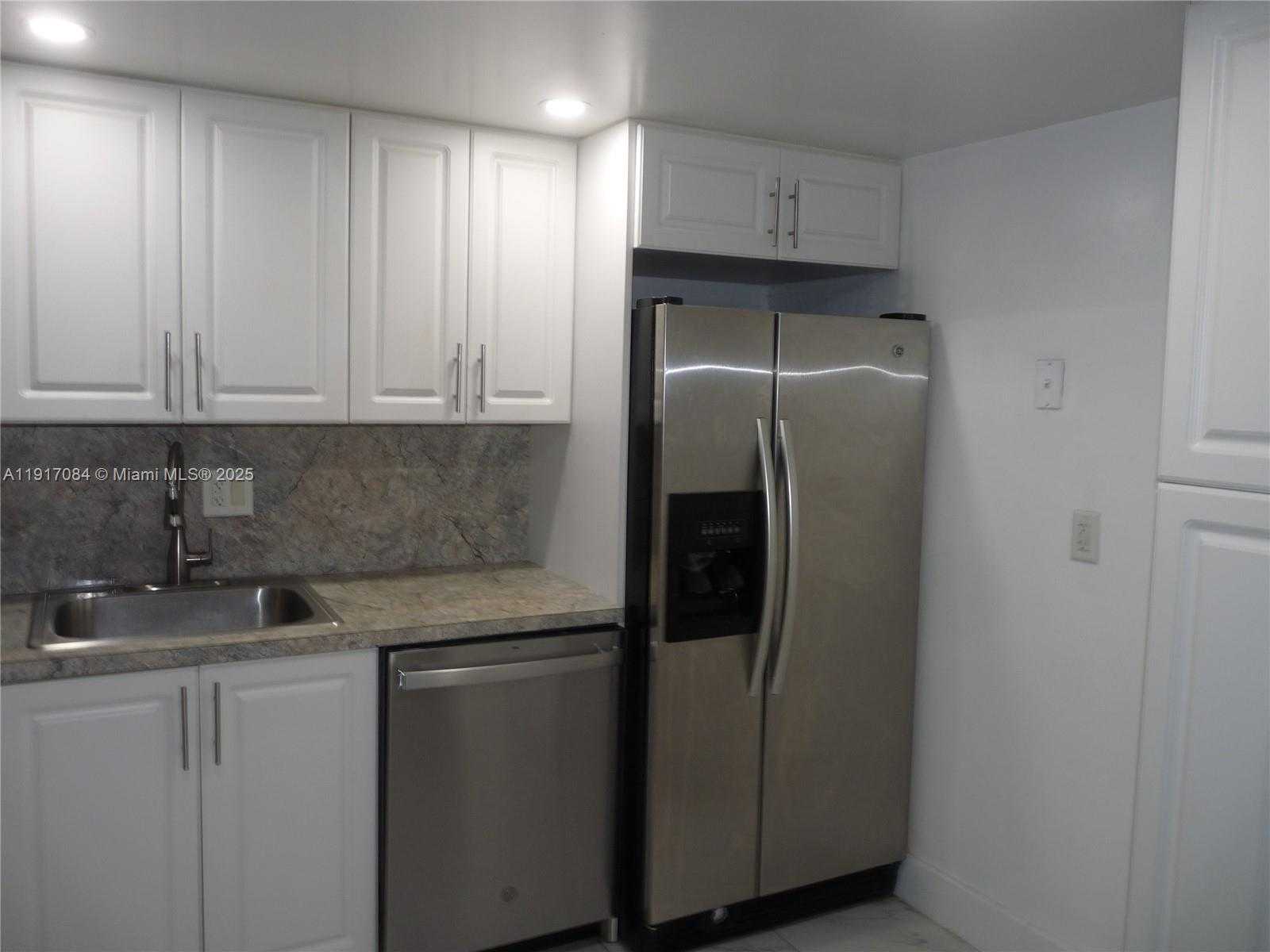 Small Image of 14501 NORTH KENDALL DR #105H, Miami Number 42