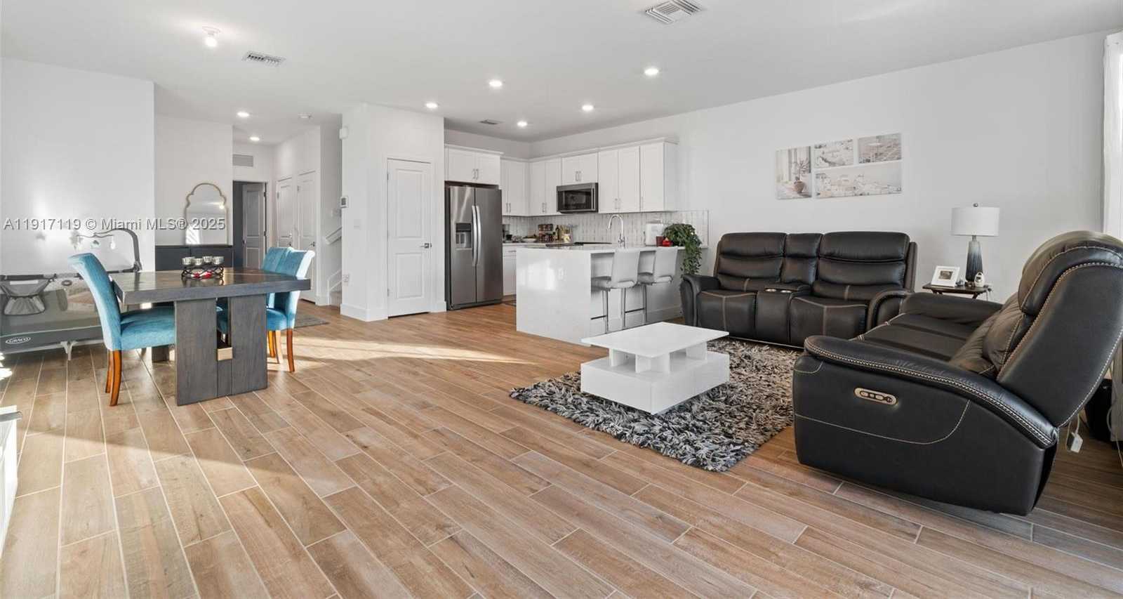 Small Image of 210 SOUTH WEST 170TH AVE #210, Pembroke Pines Number 15