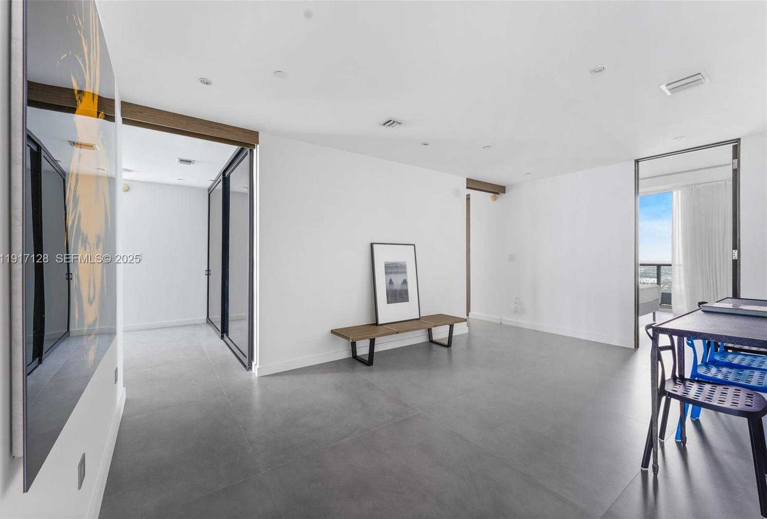 Imagen de Pequeño Objeto