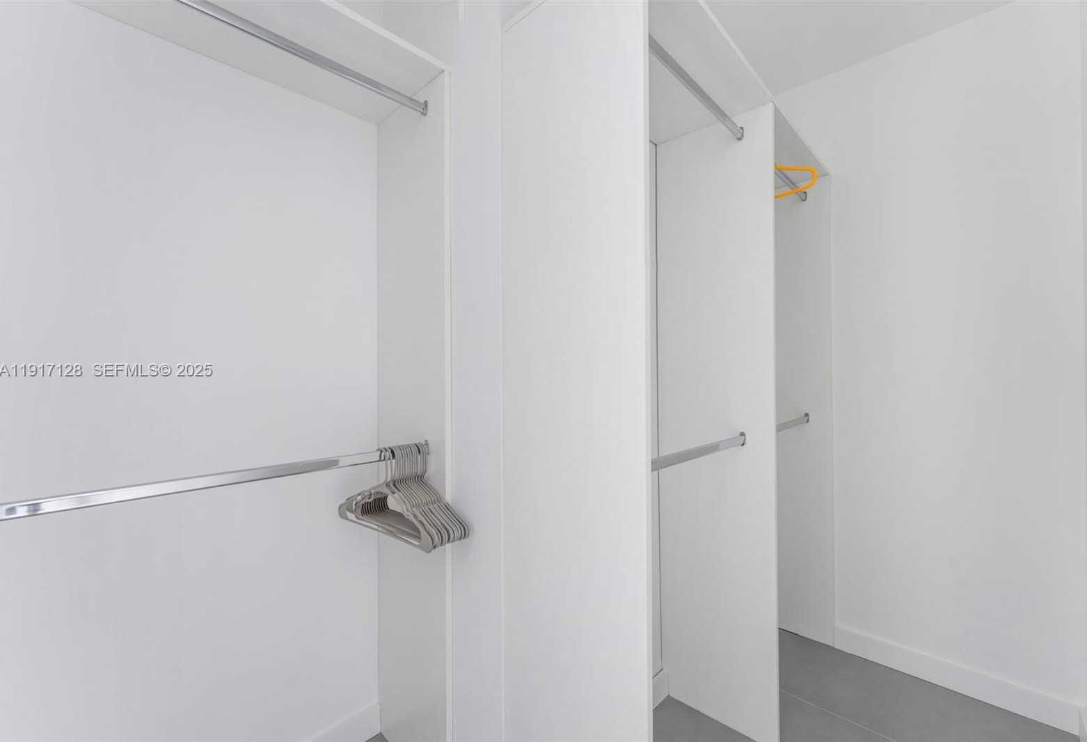 Imagen de Pequeño Objeto