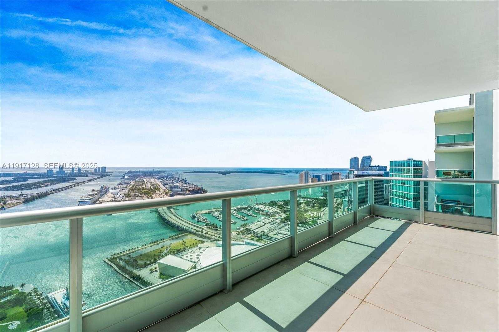 Imagen de Pequeño Objeto