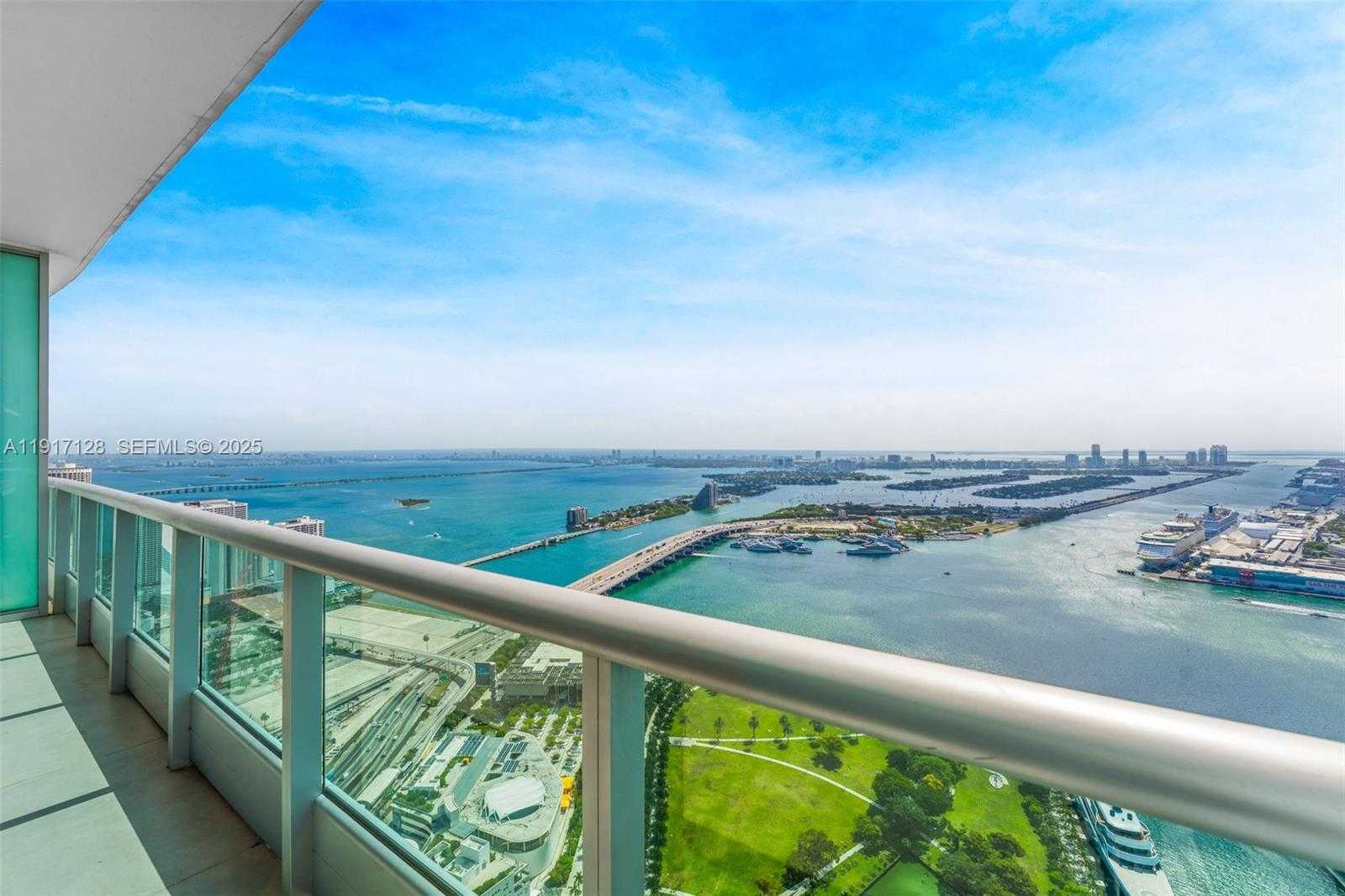 Imagen de Pequeño Objeto