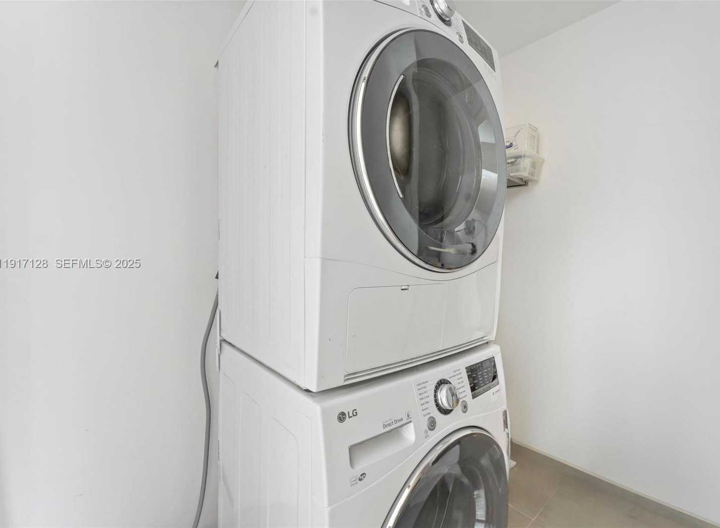 Imagen de Pequeño Objeto