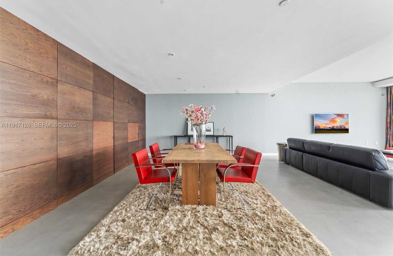 Imagen de Pequeño Objeto