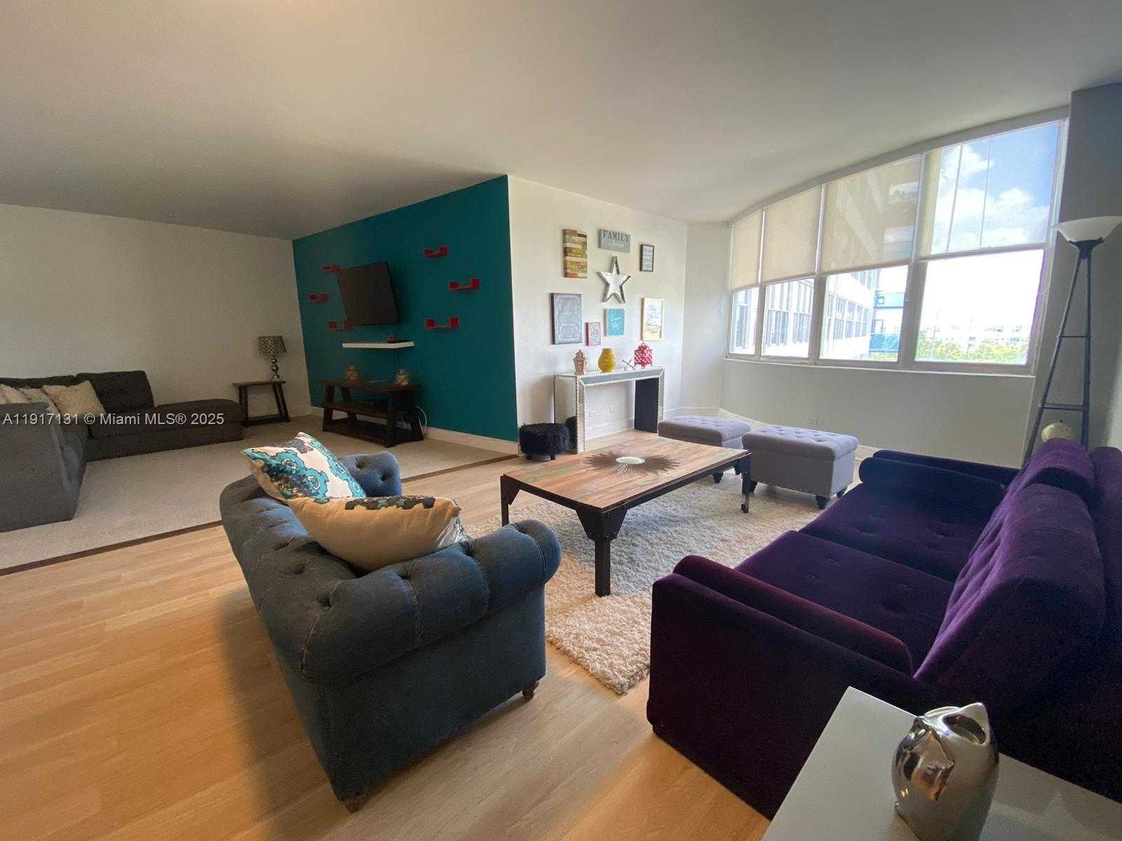 Small Image of 7441 WAYNE AVE #4D, Miami Beach Number 14