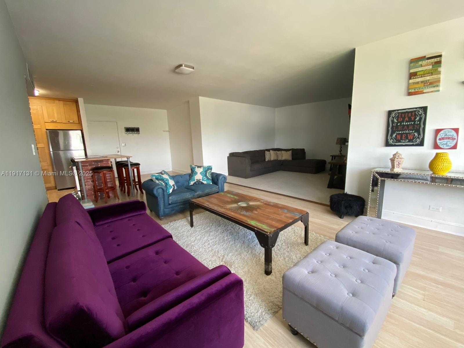 Small Image of 7441 WAYNE AVE #4D, Miami Beach Number 16