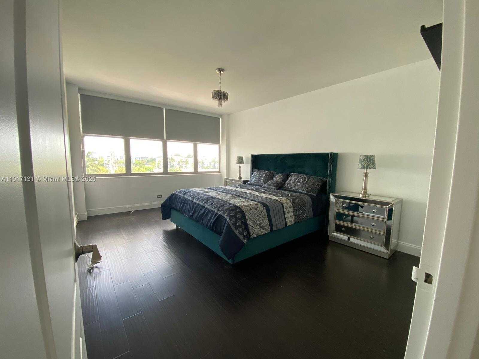 Small Image of 7441 WAYNE AVE #4D, Miami Beach Number 19