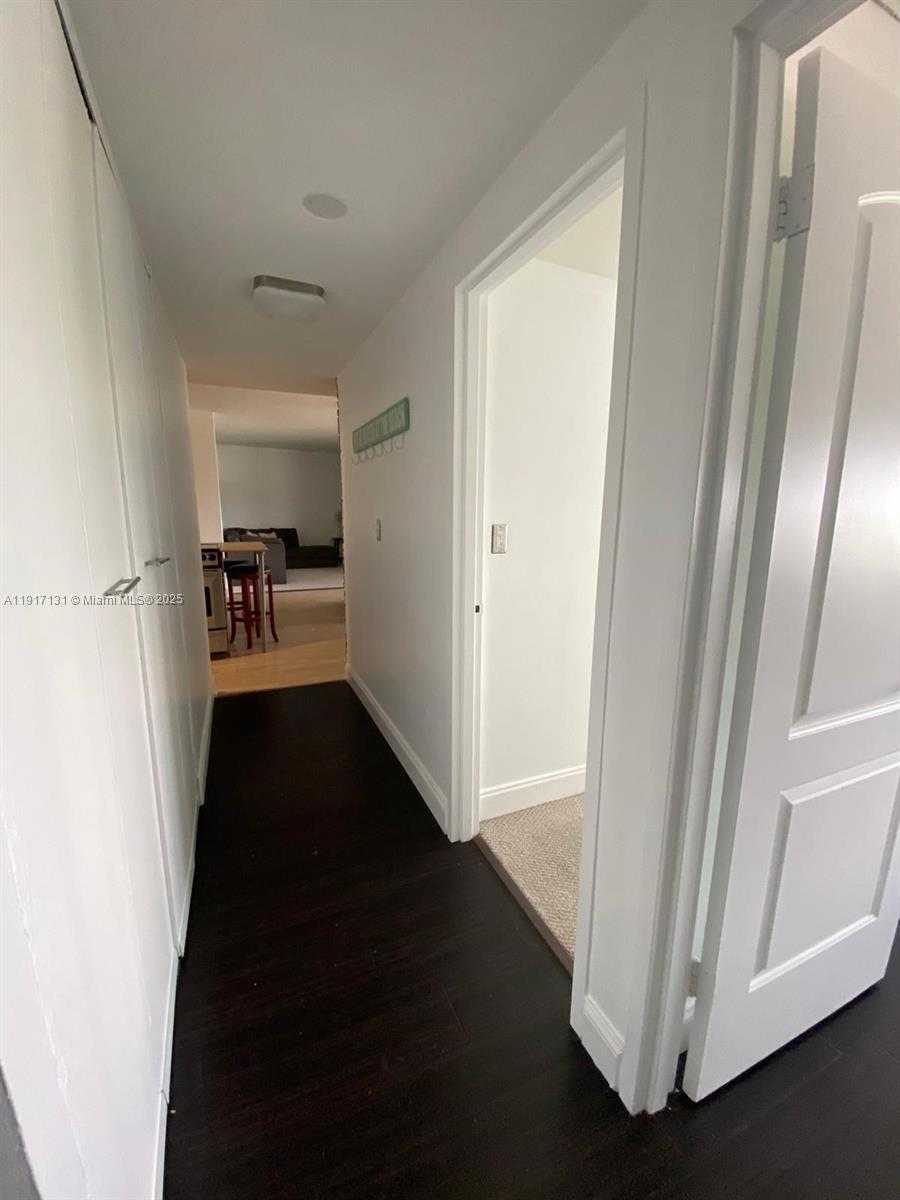 Small Image of 7441 WAYNE AVE #4D, Miami Beach Number 22