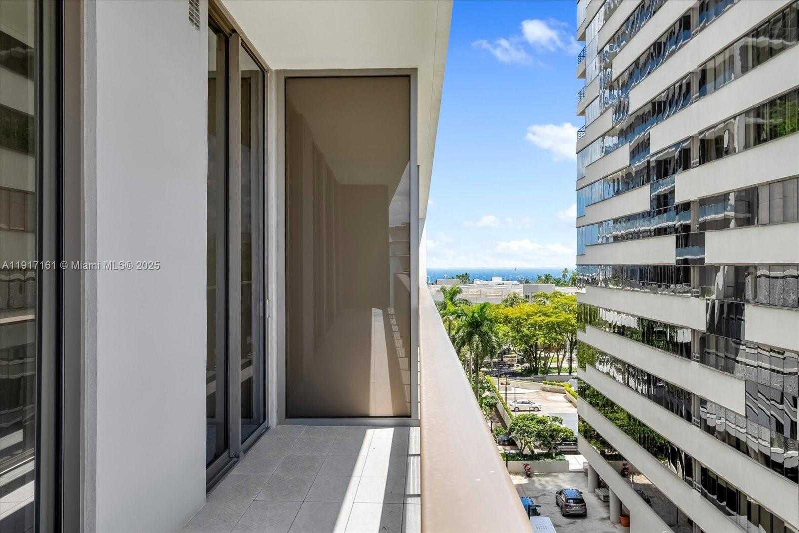 Small Image of 2678 TIGERTAIL AVE #513, Miami Number 12