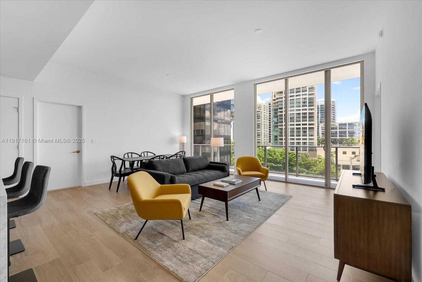 Small Image of 2678 TIGERTAIL AVE #513, Miami Number 2