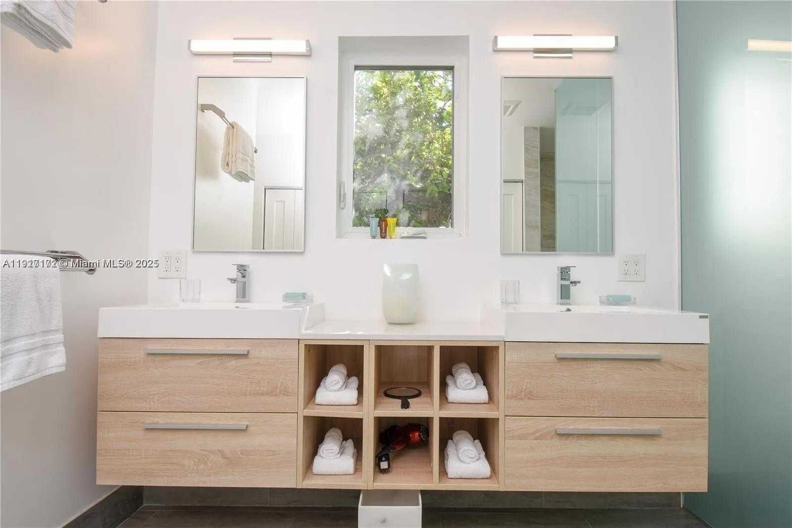 Small Image of 641 86TH ST #N/A, Miami Beach Number 25