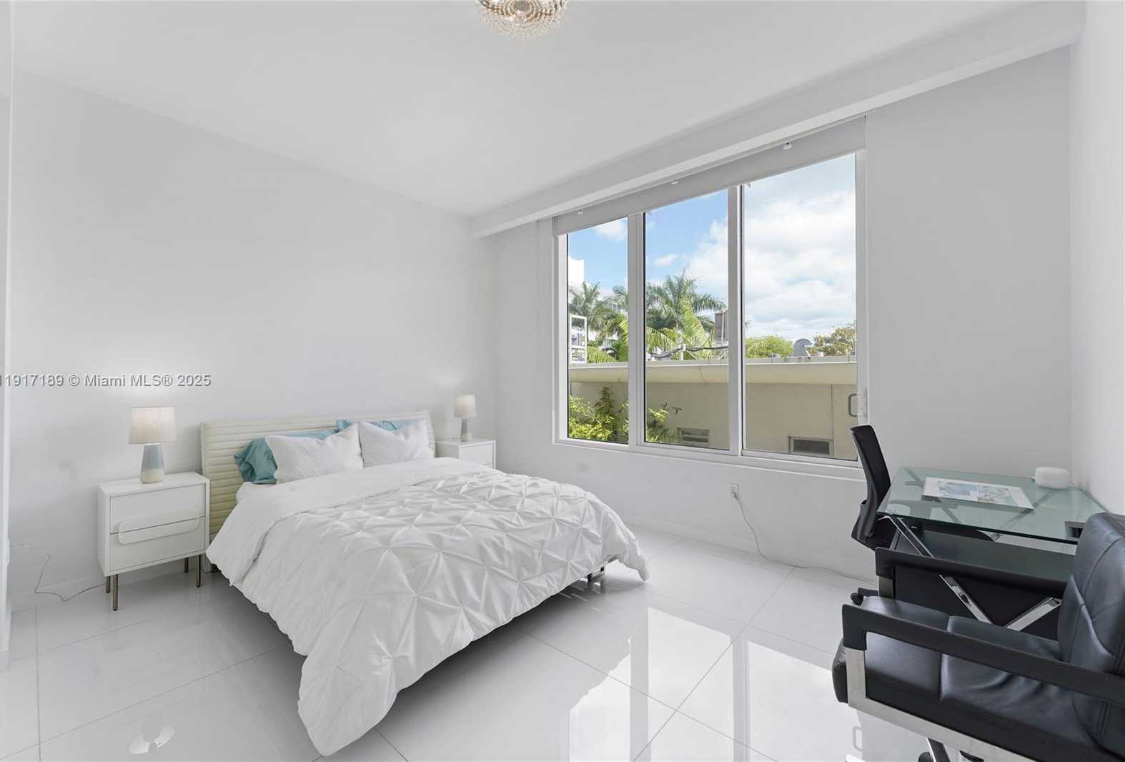 Small Image of 2100 PARK AVE #201, Miami Beach Number 16
